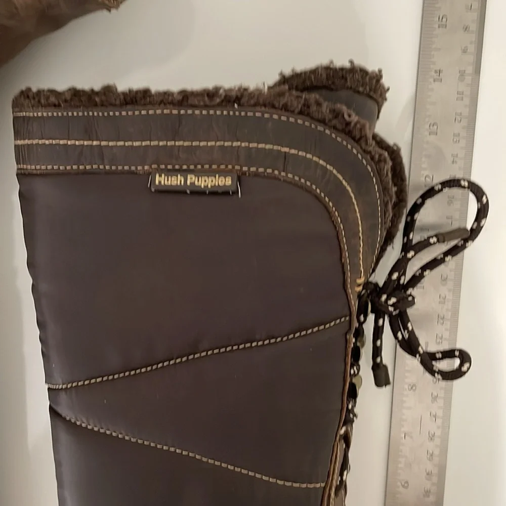 Hush Puppies Women's Size 7 medium brown Hilde Hyde Snow Boot with‎ wedge heel.